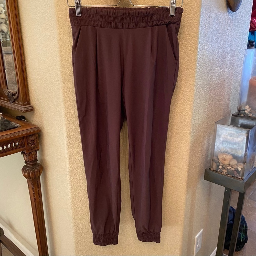 ATHLETA Women Eggplant Elastic Waist Hem Pants Size 2